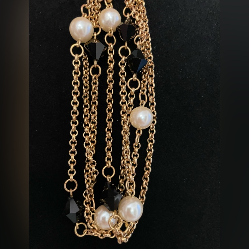Vintage Faux Pearl and Black Geometric Bead Goldtone Necklace - Picture 9 of 9